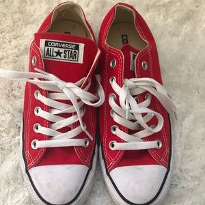 Red low top converse